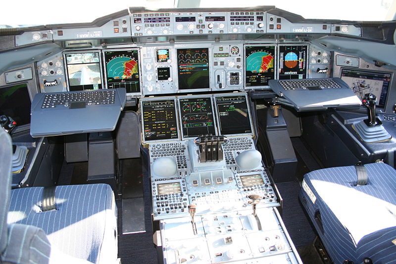 Кабина пилотов Airbus_A380_cockpit.jpg