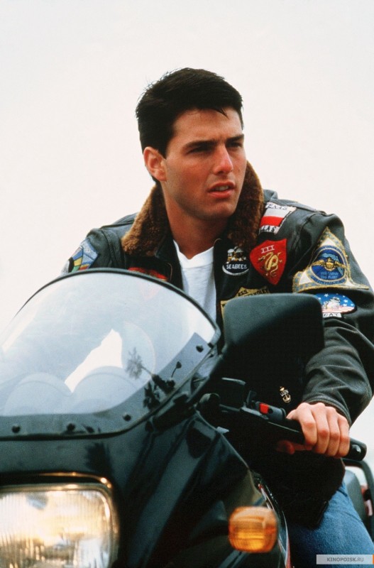 kinopoisk.ru-Top-Gun-1047565.jpg